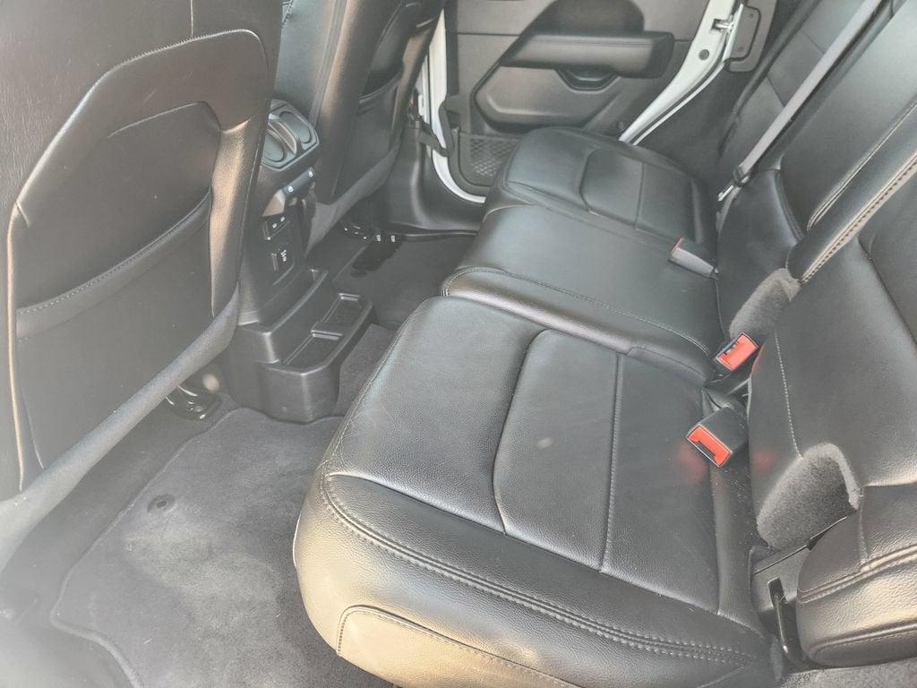 2021 Jeep Wrangler Unlimited Sahara Altitude