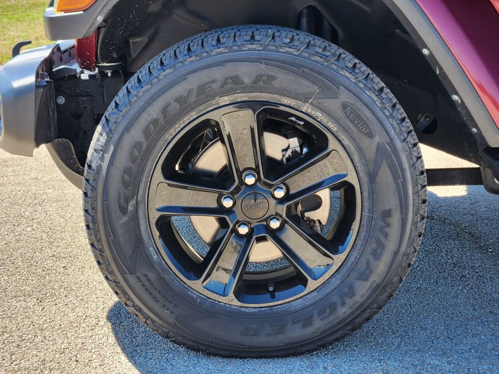 2021 Jeep Wrangler Unlimited Sahara Altitude