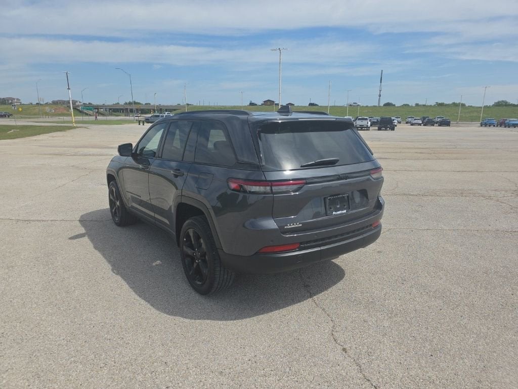 2023 Jeep Grand Cherokee Altitude