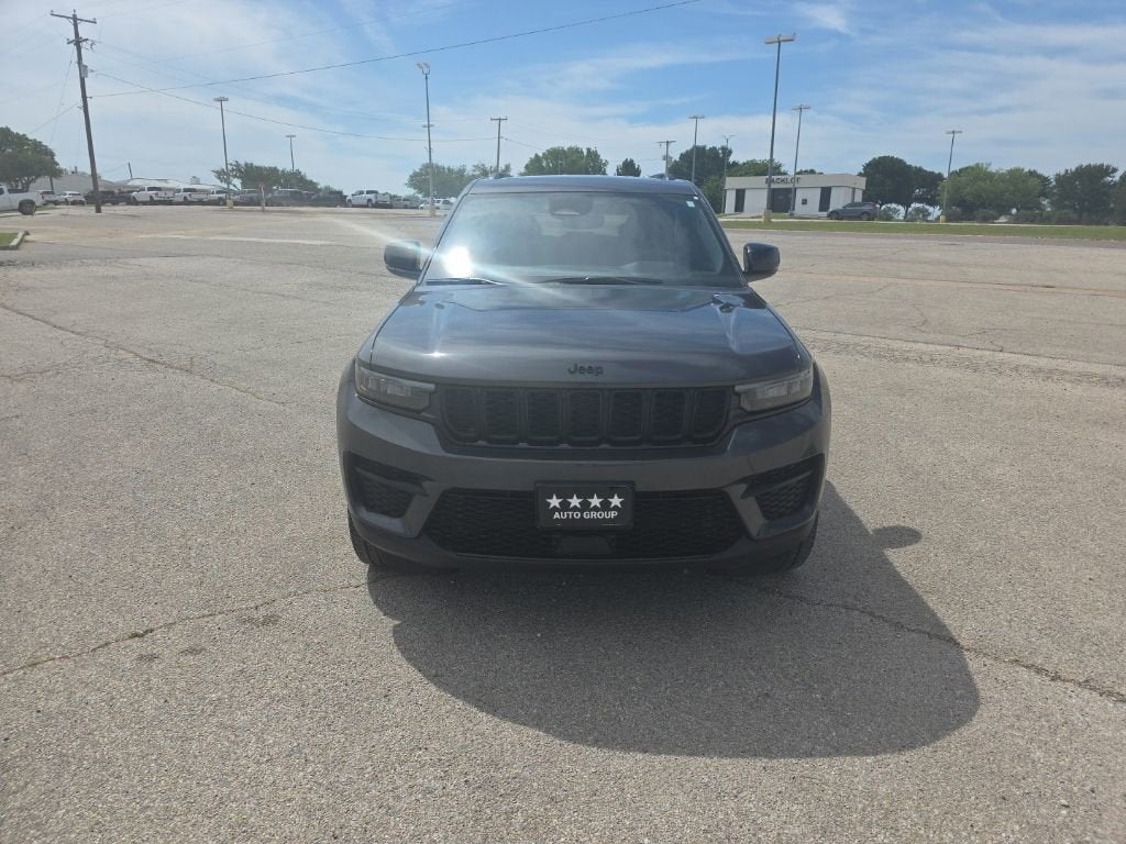 2023 Jeep Grand Cherokee Altitude