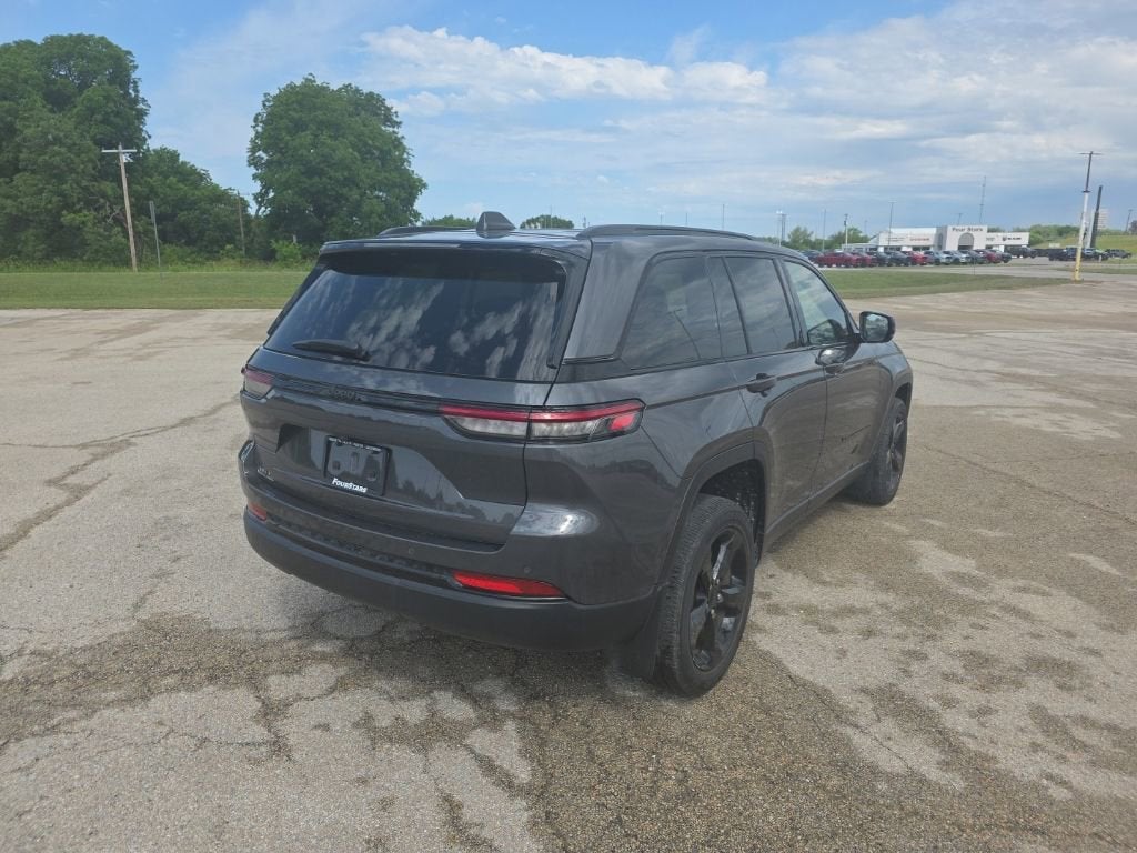 2023 Jeep Grand Cherokee Altitude