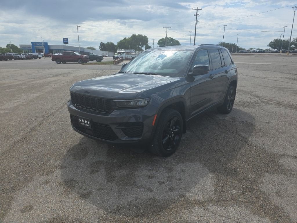 2023 Jeep Grand Cherokee Altitude