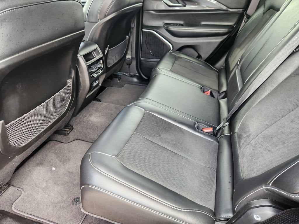 2022 Jeep Grand Cherokee Altitude