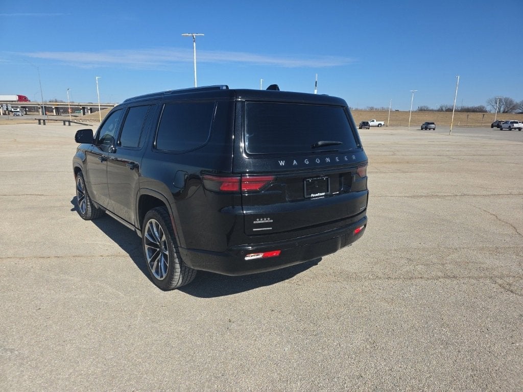 2023 Jeep Wagoneer Series III