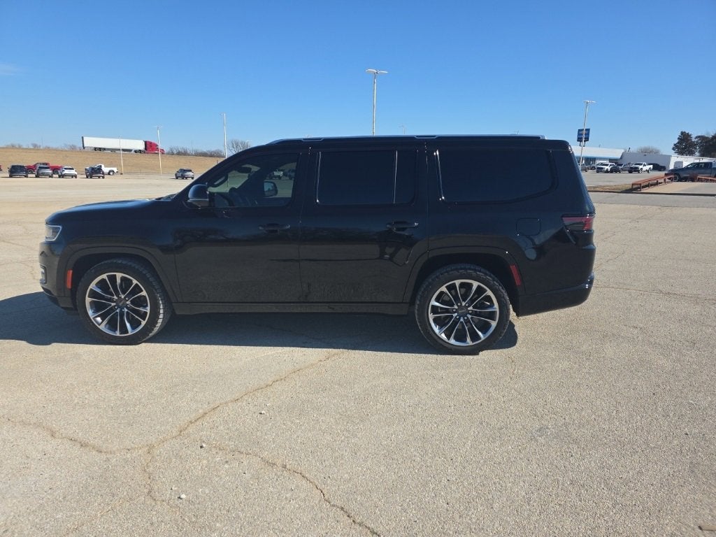 2023 Jeep Wagoneer Series III