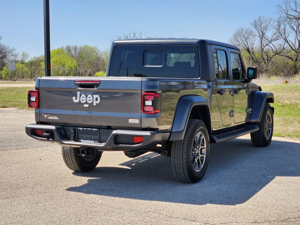2021 Jeep Gladiator Overland