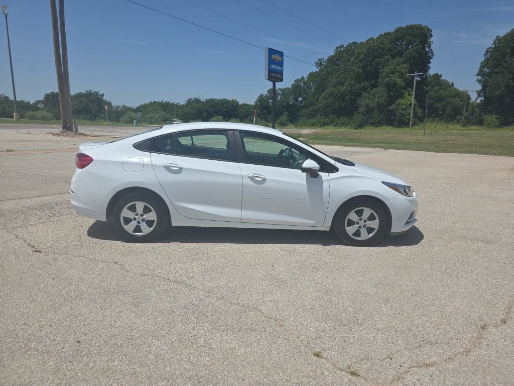 2018 Chevrolet Cruze LS