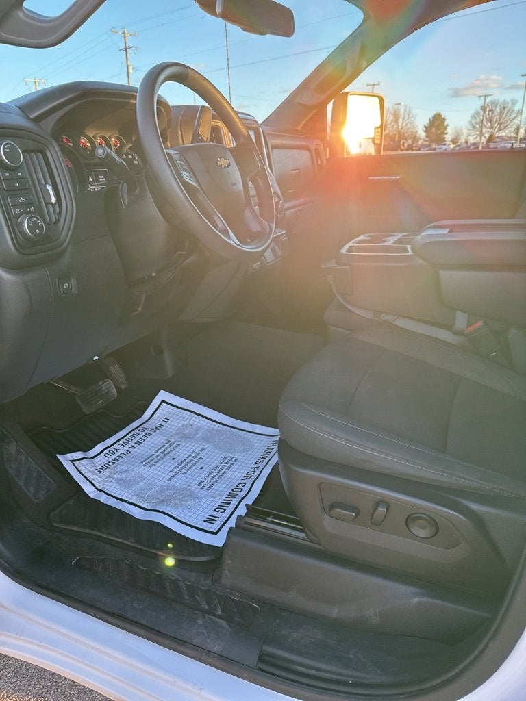 2024 Chevrolet Silverado 2500 HD Custom