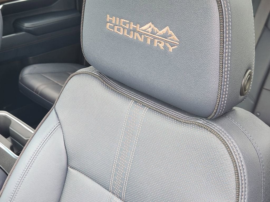 2024 Chevrolet Silverado 3500 HD High Country DRW