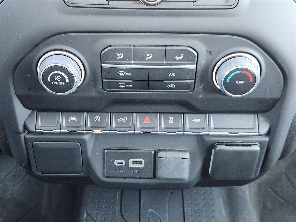 2024 Chevrolet Silverado 1500 Custom