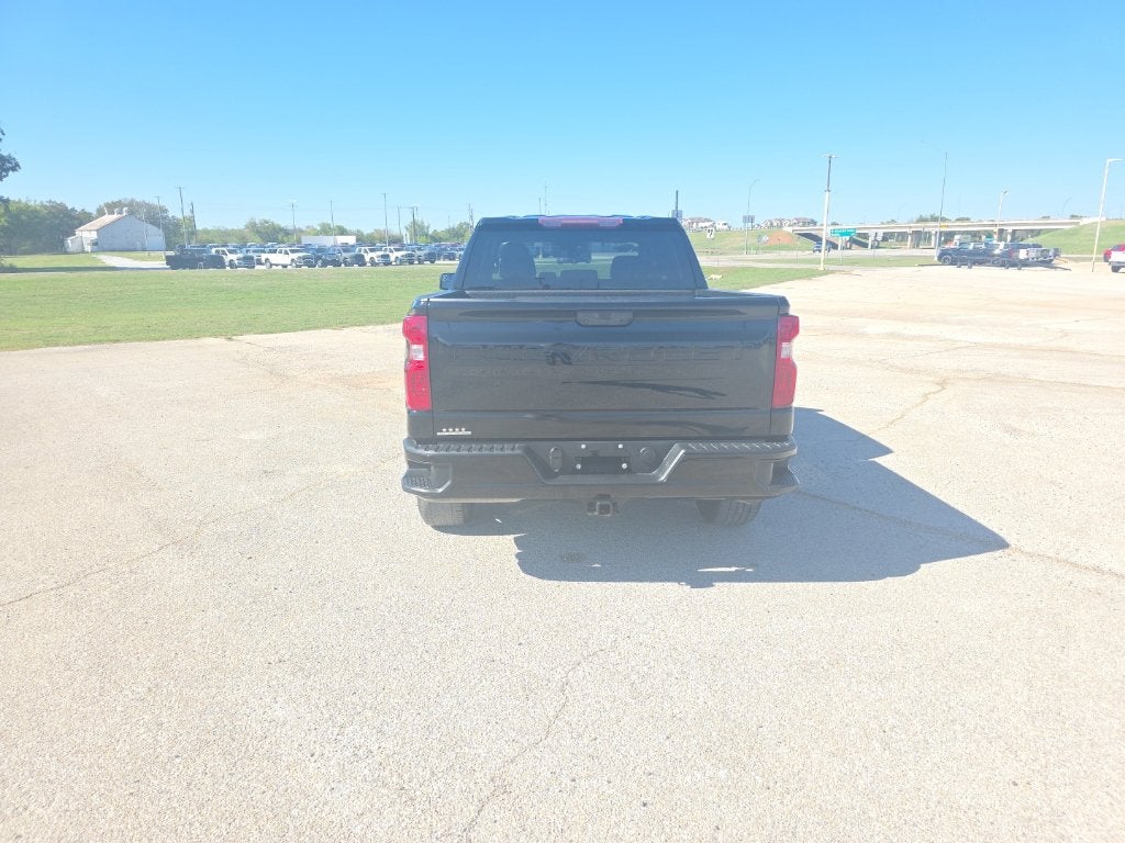 2023 Chevrolet Silverado 1500 Custom