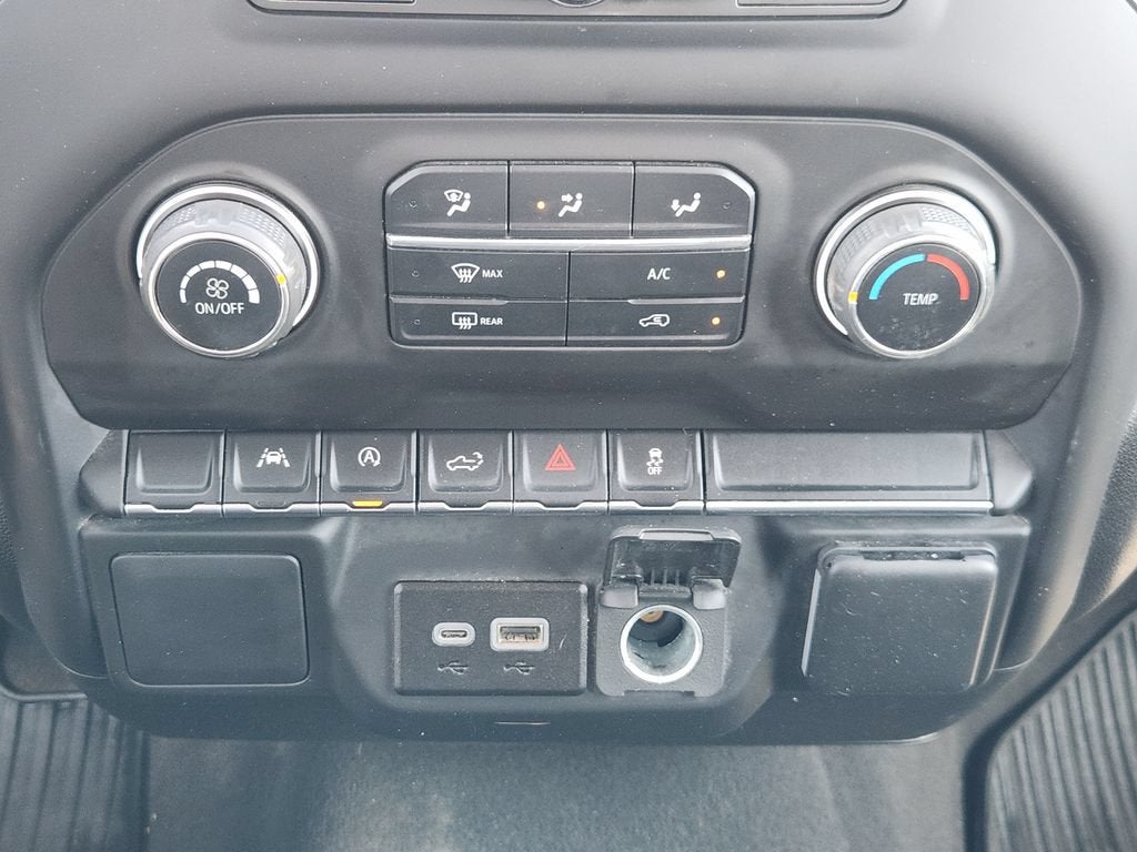 2024 Chevrolet Silverado 1500 Custom