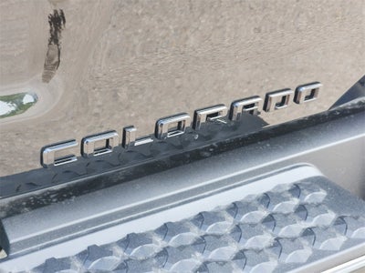 2025 Chevrolet Colorado WT/LT