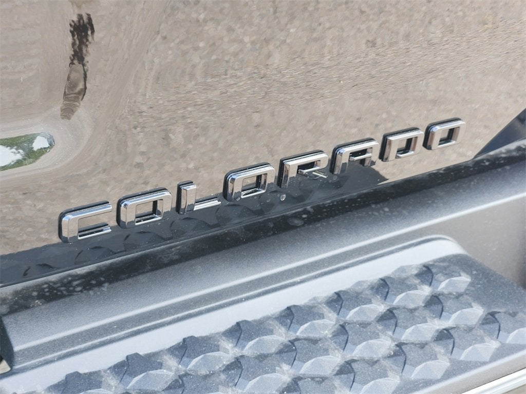 2025 Chevrolet Colorado WT/LT