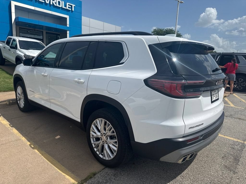 2025 GMC Acadia Elevation