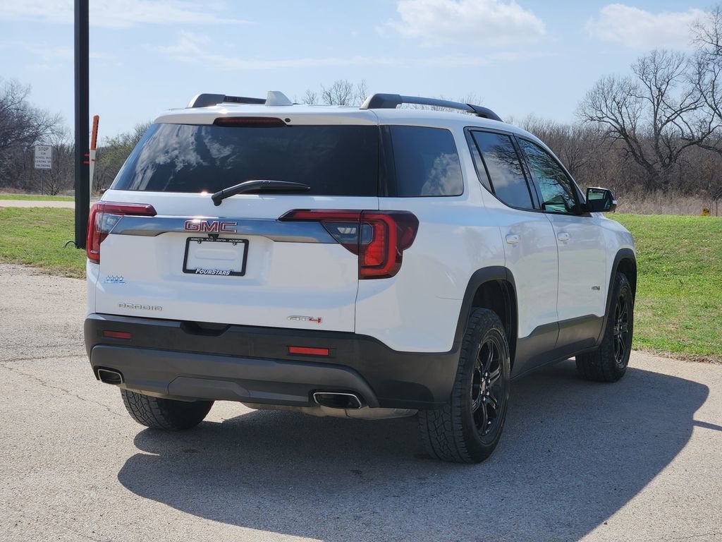 2023 GMC Acadia AT4