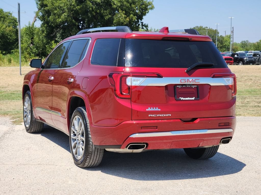 2023 GMC Acadia Denali