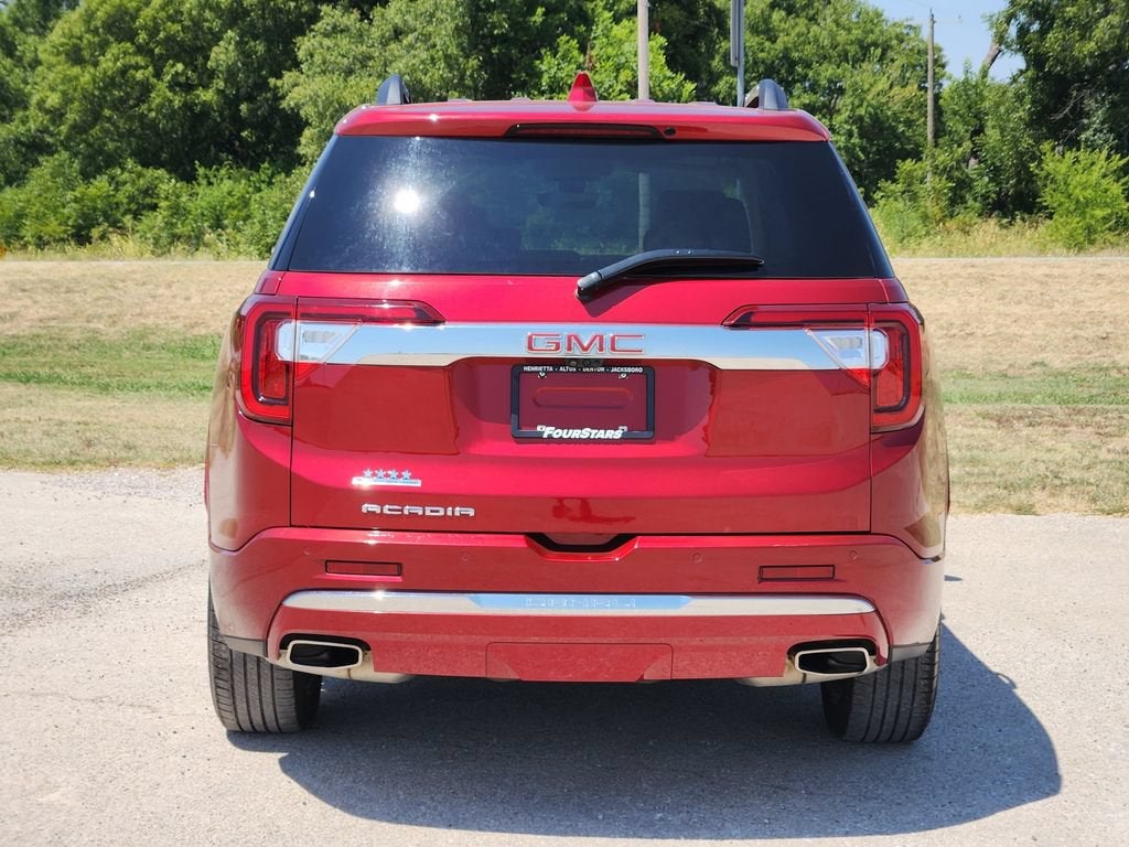 2023 GMC Acadia Denali