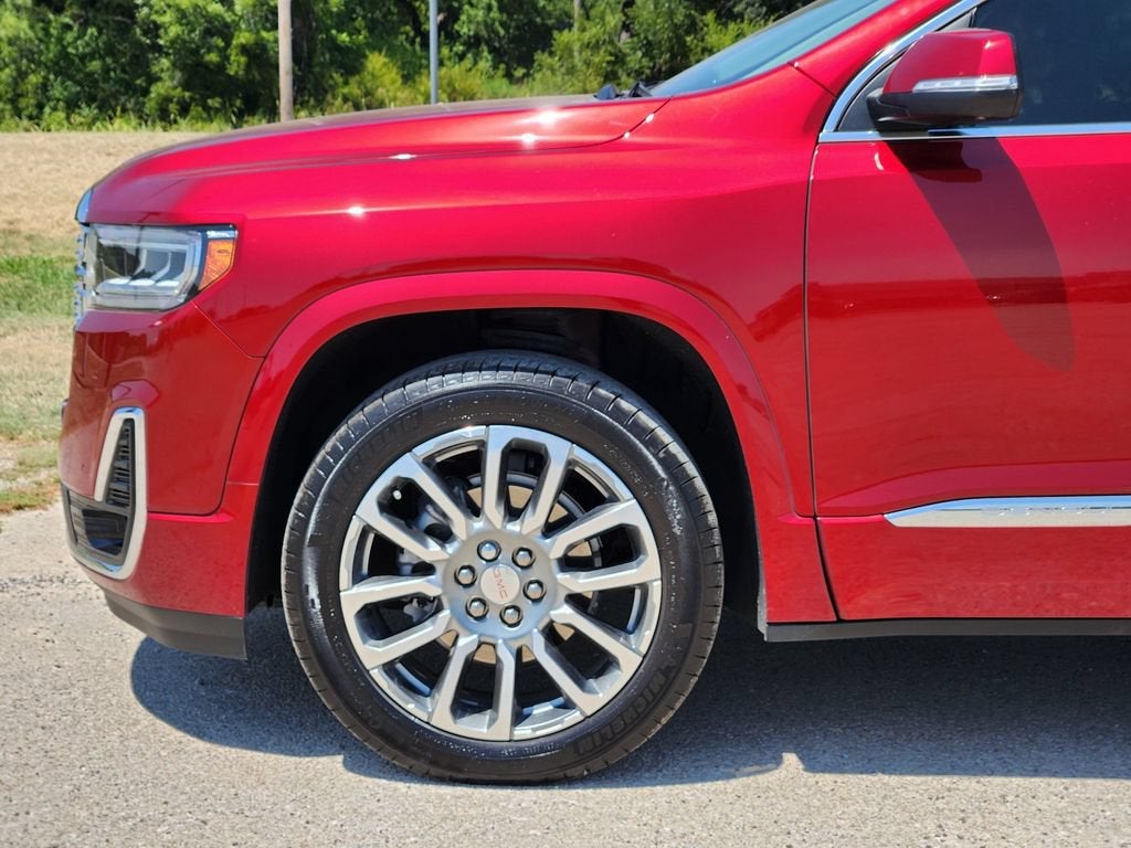 2023 GMC Acadia Denali