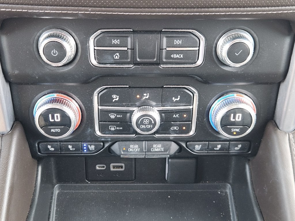 2023 GMC Yukon SLT