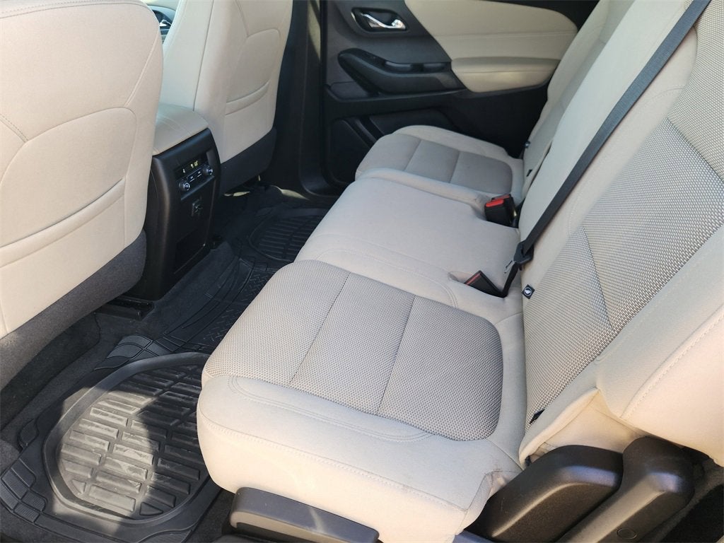 2022 Chevrolet Traverse LS