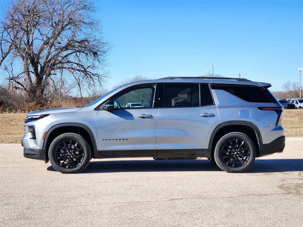 2024 Chevrolet Traverse LT