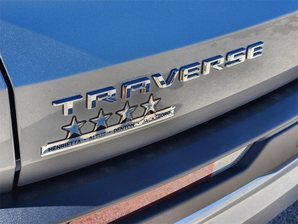 2026 Chevrolet Traverse LT