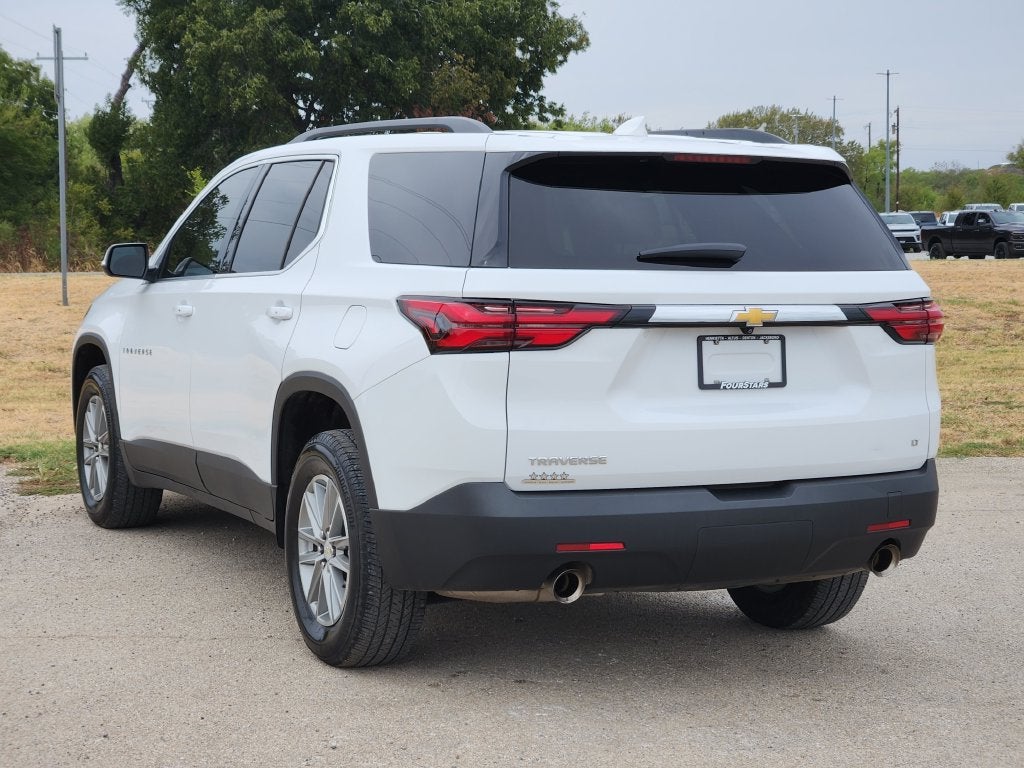 2023 Chevrolet Traverse LT Cloth