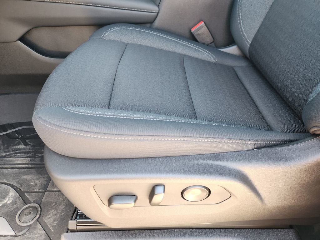 2026 Chevrolet Tahoe LS - Photo 17