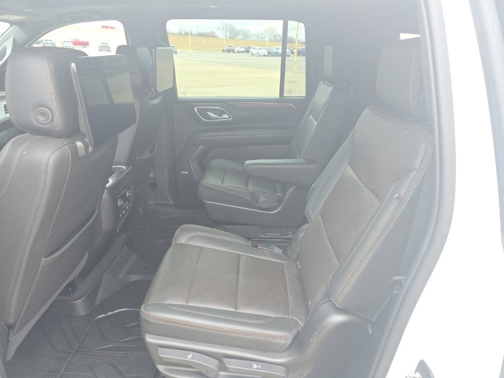 2021 Chevrolet Suburban High Country