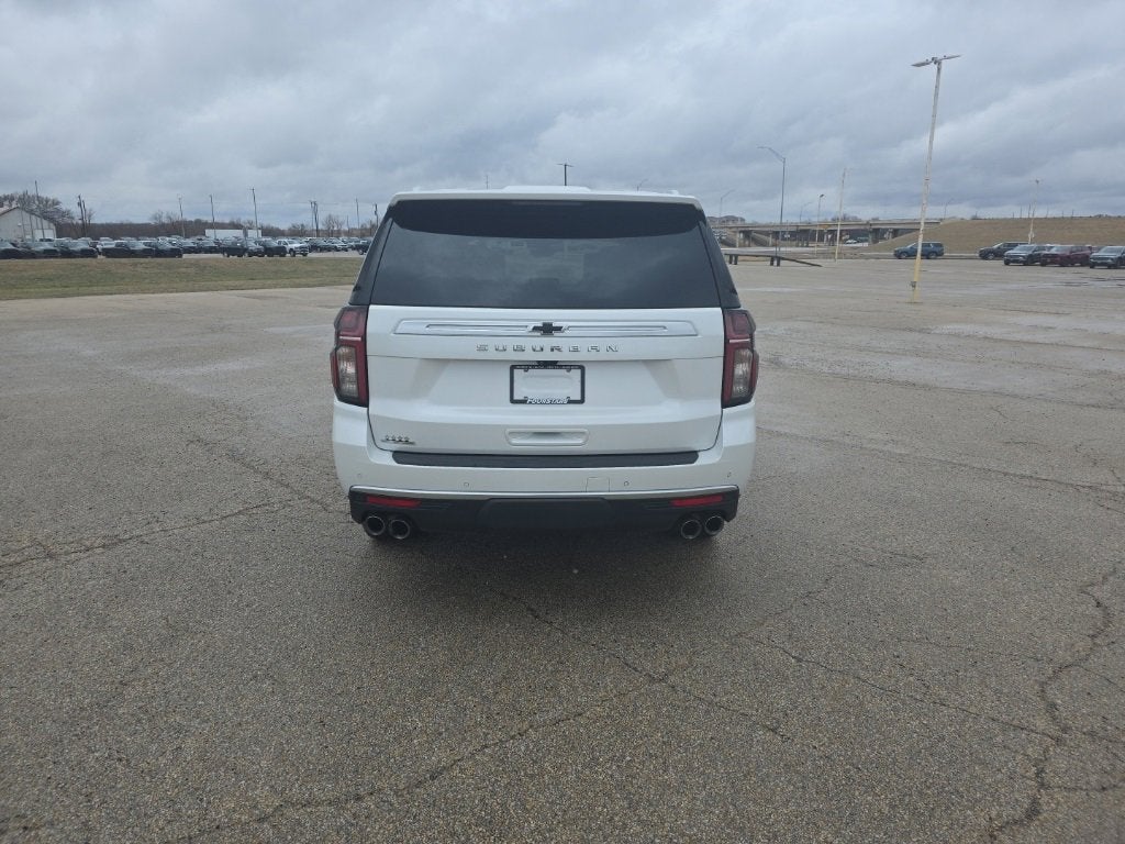 2021 Chevrolet Suburban High Country