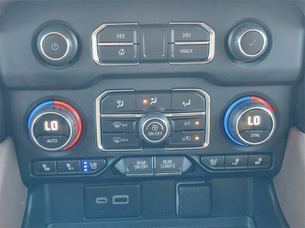 2023 Chevrolet Suburban High Country