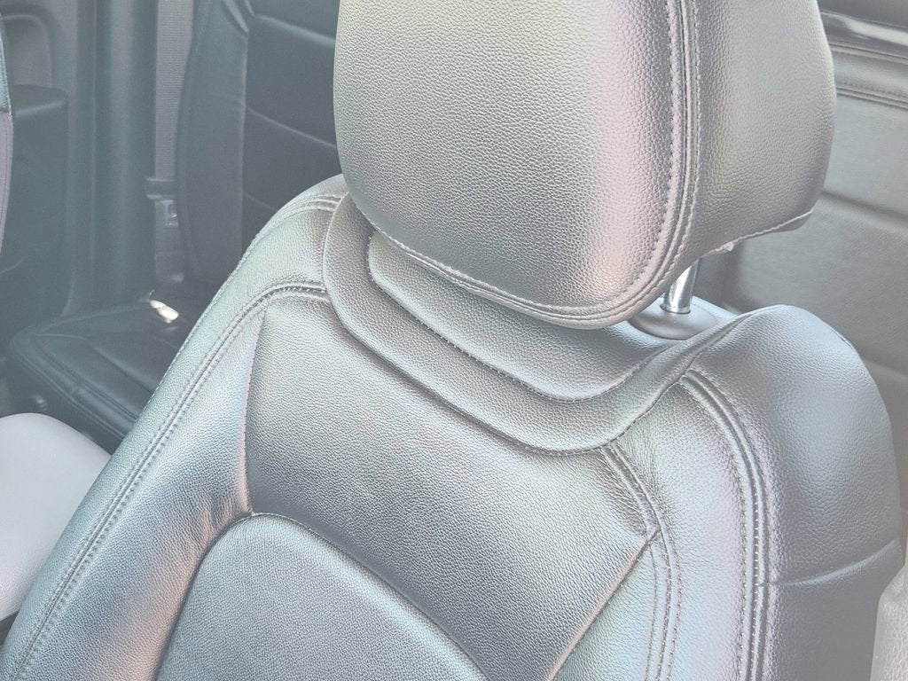2022 GMC Canyon Elevation Standard