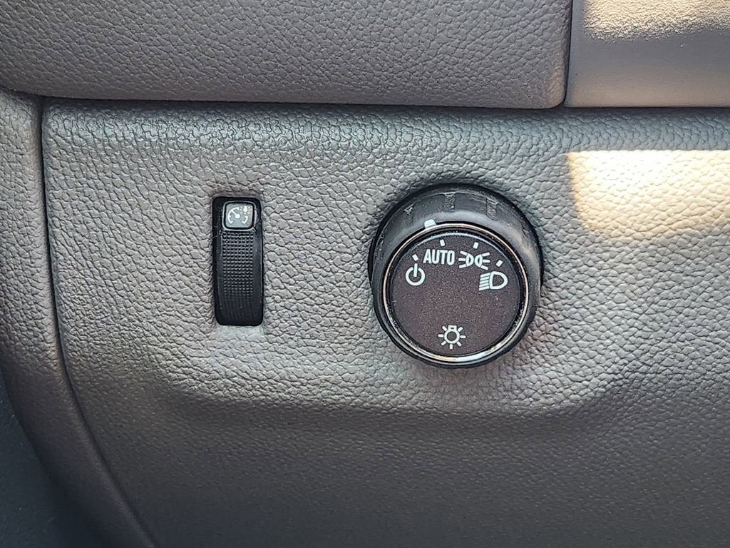 2022 GMC Canyon Elevation Standard