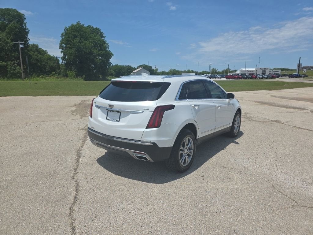 2022 Cadillac XT5 Premium Luxury