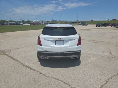 2022 Cadillac XT5 Premium Luxury