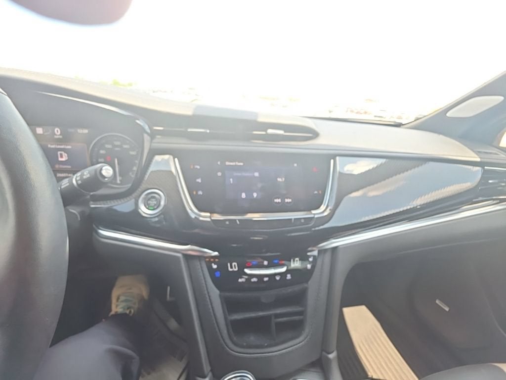 2023 Cadillac XT6 Sport
