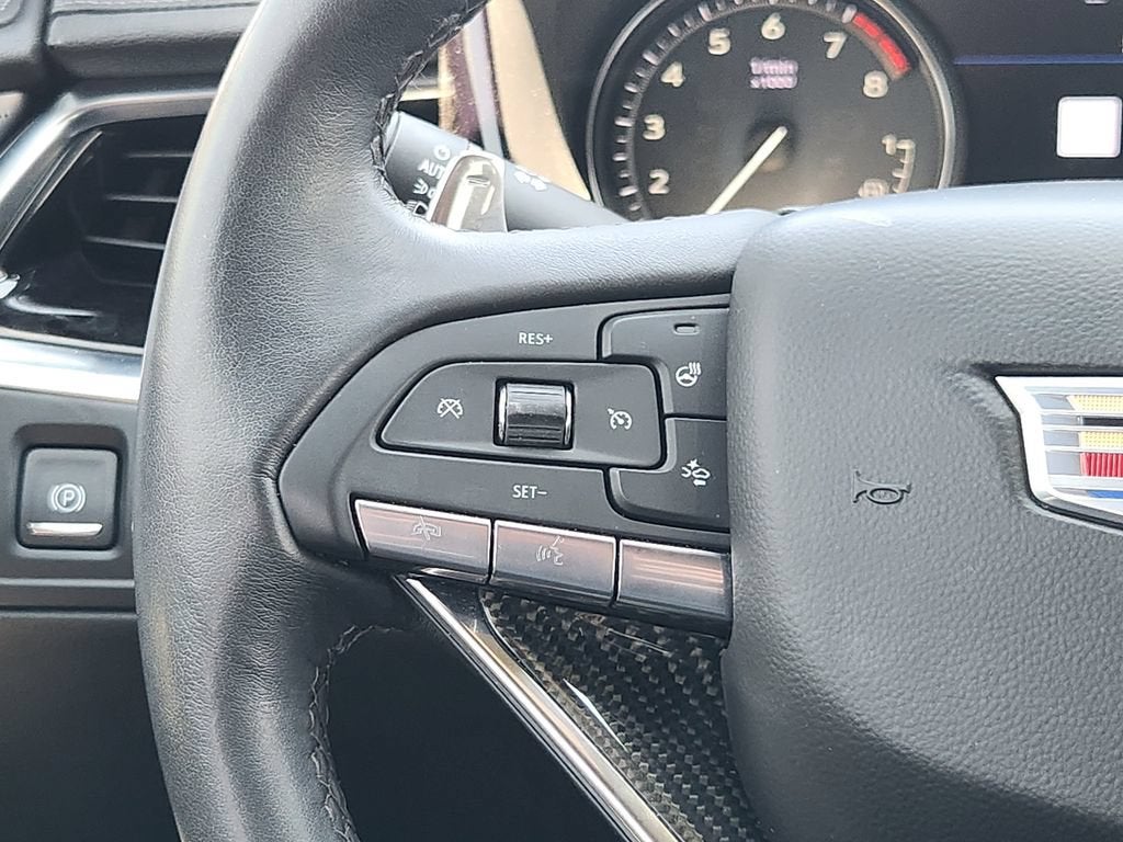 2023 Cadillac XT6 Sport