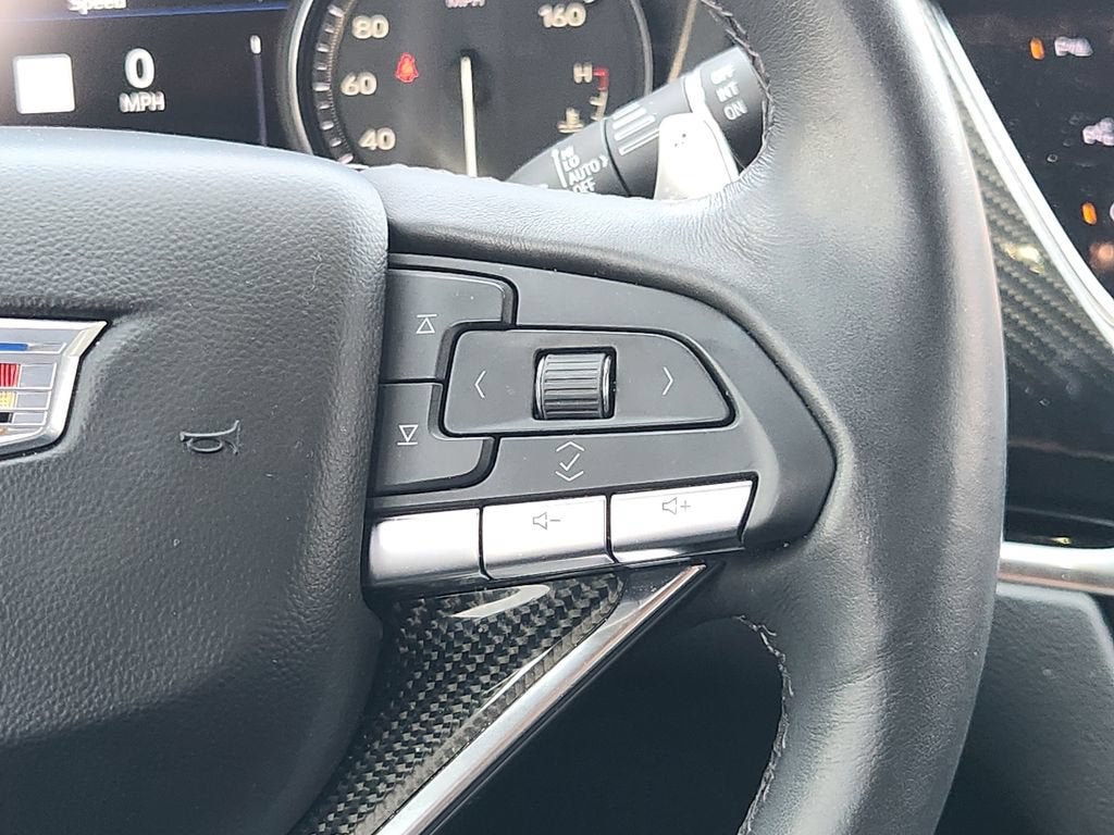 2023 Cadillac XT6 Sport