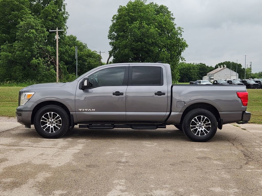 2024 Nissan Titan SV