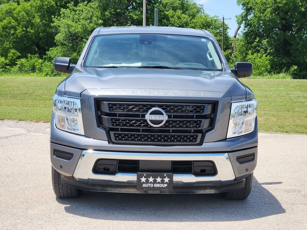 2024 Nissan Titan SV