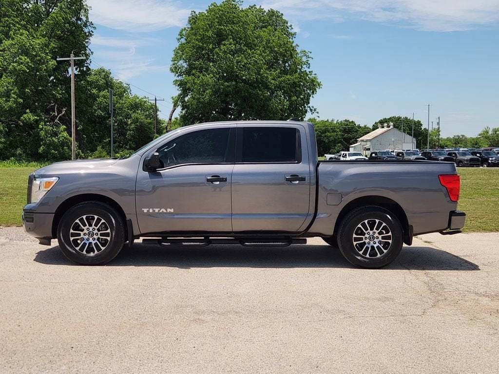 2024 Nissan Titan SV