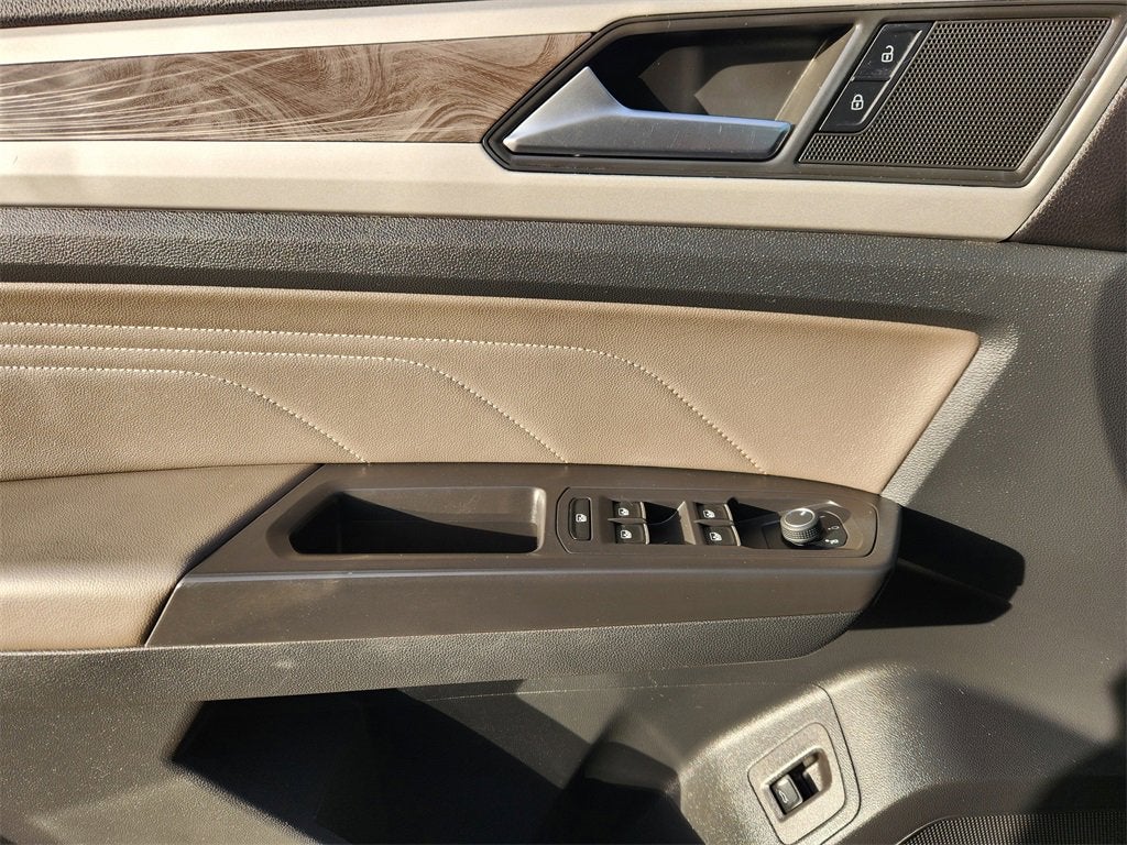 2023 Volkswagen Atlas Cross Sport 3.6L V6 SE w/Technology