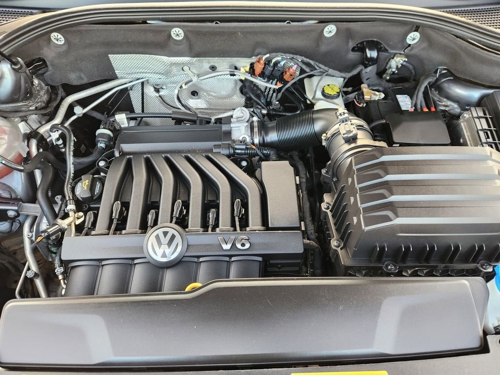 2023 Volkswagen Atlas Cross Sport 3.6L V6 SE w/Technology