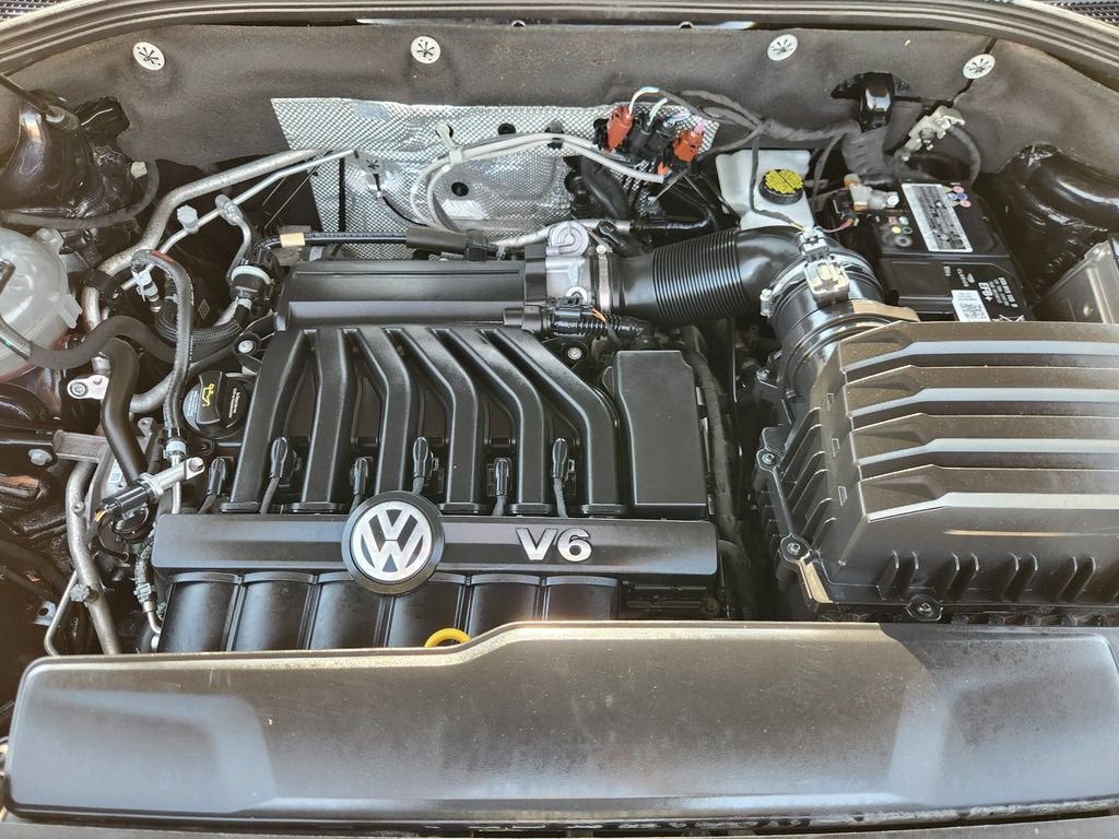 2021 Volkswagen Atlas 3.6L V6 SE w/Technology