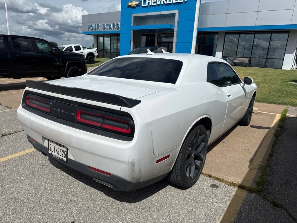 2019 Dodge Challenger SXT