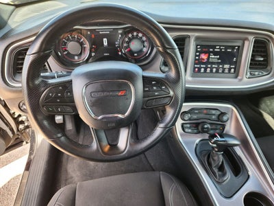 2022 Dodge Challenger SXT