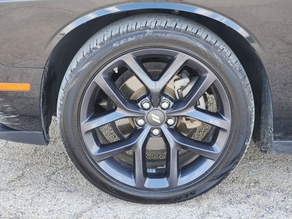 2022 Dodge Challenger SXT
