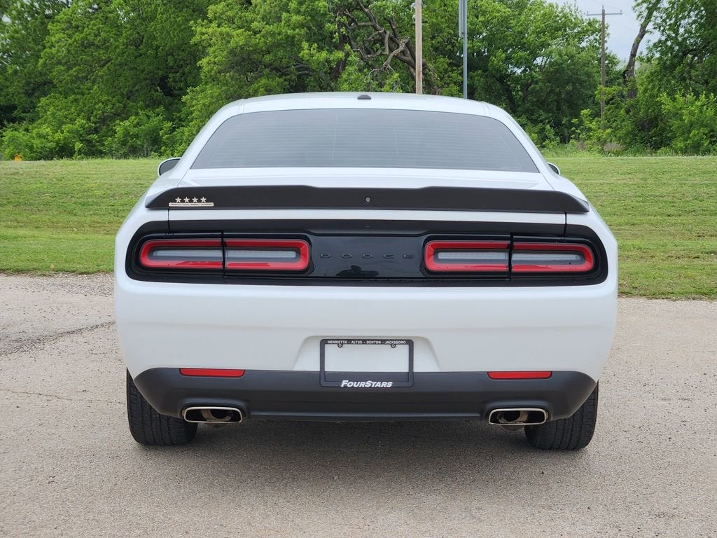 2020 Dodge Challenger SXT