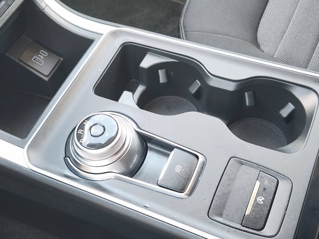 2024 Ford Edge SE
